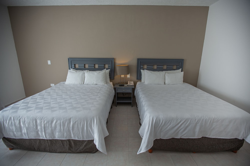 Ocean View Cancun Arenas — Hotel rooms in Cancun, Quintana Roo