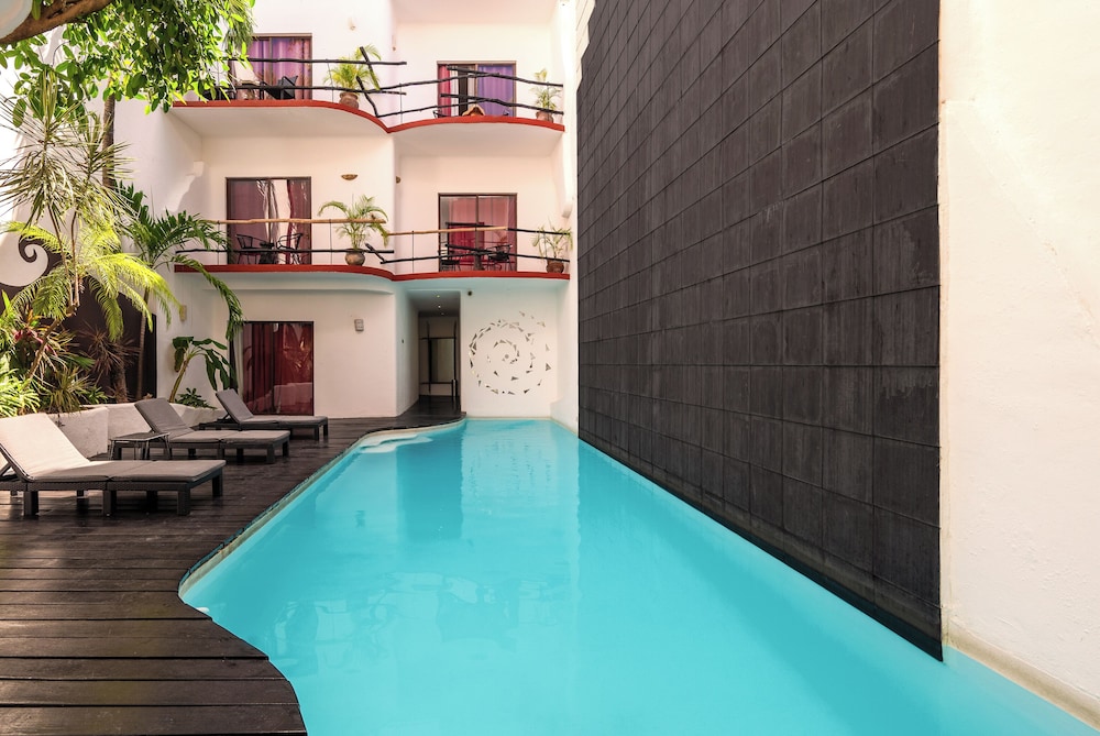 Kinbe Hotel Boutique — Swimming pool in Playa del Carmen, Quintana Roo