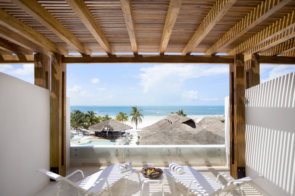InterContinental Presidente Cancun Resort by IHG — Beach in Cancun, Quintana Roo