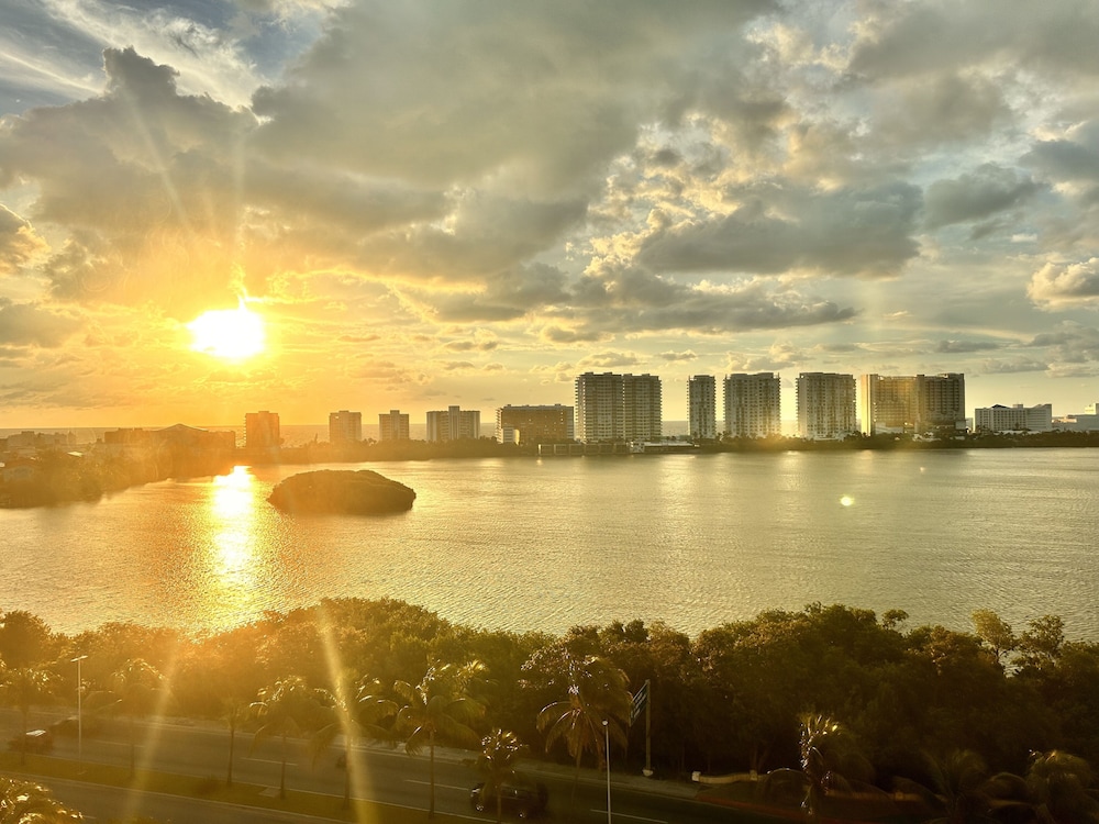 InterContinental Presidente Cancun Resort by IHG — Attractions in the area in Cancun, Quintana Roo
