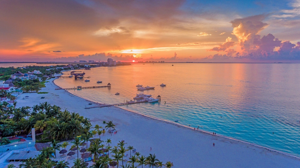InterContinental Presidente Cancun Resort by IHG — Beach in Cancun, Quintana Roo