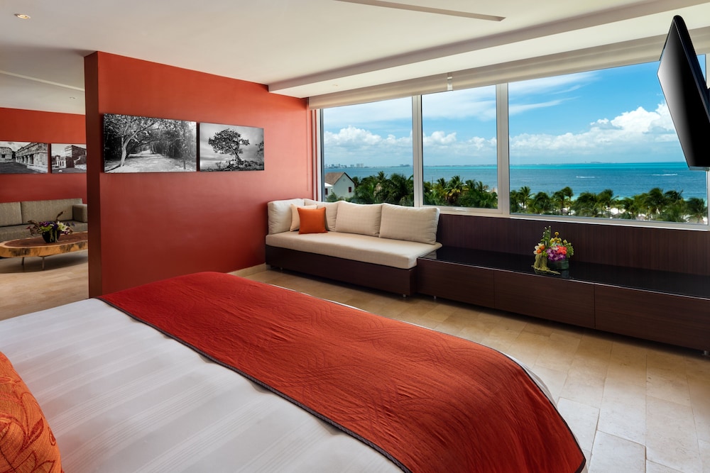 InterContinental Presidente Cancun Resort by IHG — Hotel rooms in Cancun, Quintana Roo