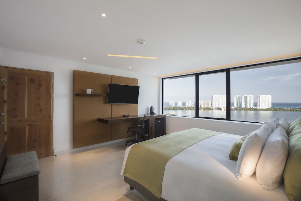 InterContinental Presidente Cancun Resort by IHG — Hotel rooms in Cancun, Quintana Roo