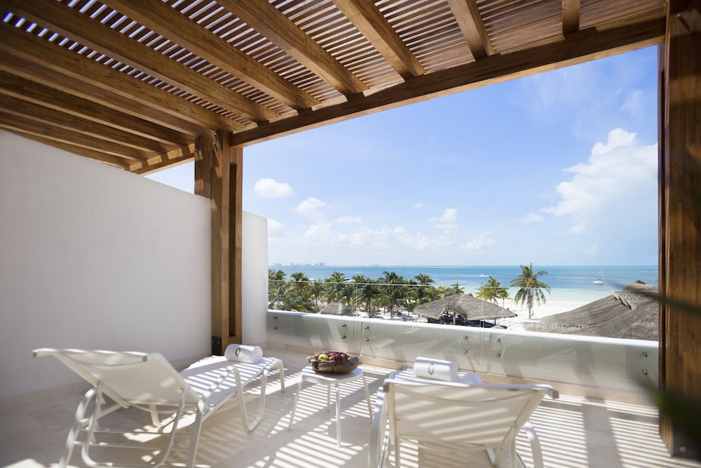 InterContinental Presidente Cancun Resort by IHG — Hotel rooms in Cancun, Quintana Roo