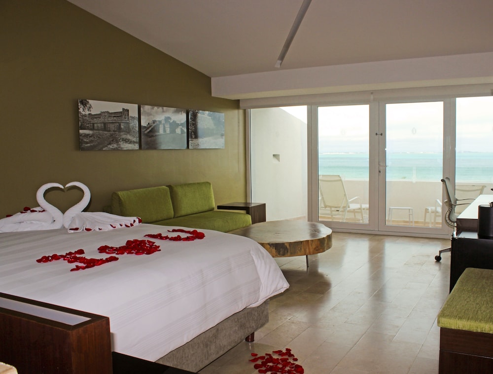InterContinental Presidente Cancun Resort by IHG — Hotel rooms in Cancun, Quintana Roo