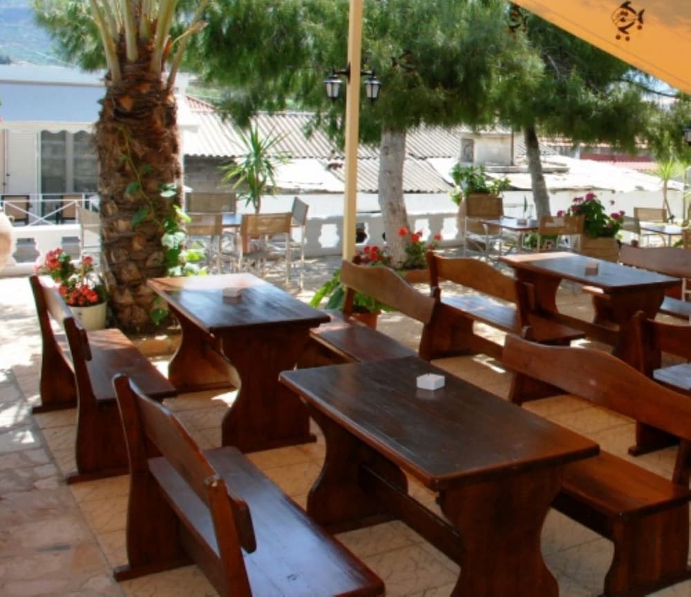 Elena Studios — Restaurant & bars in Kalamaki (Zakynthos), Ionian Islands