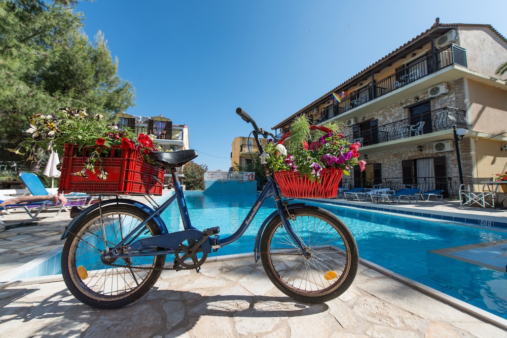 Elena Studios — Swimming pool in Kalamaki (Zakynthos), Ionian Islands