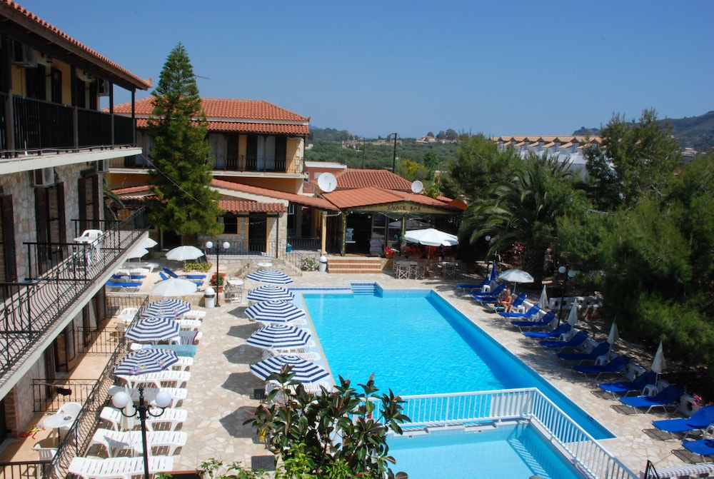 Elena Studios — Swimming pool in Kalamaki (Zakynthos), Ionian Islands