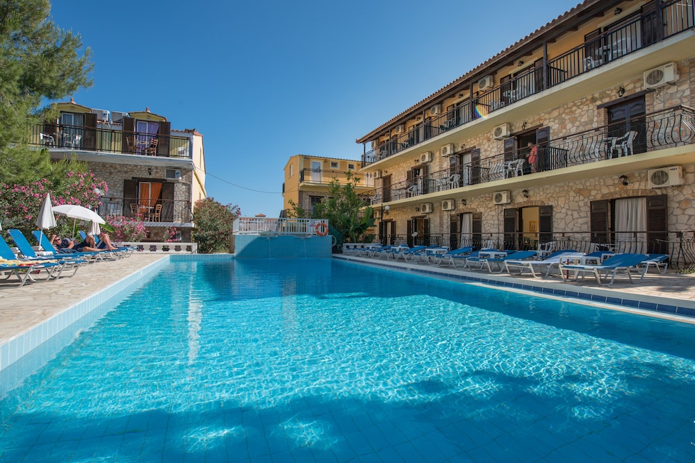 Elena Studios — Swimming pool in Kalamaki (Zakynthos), Ionian Islands