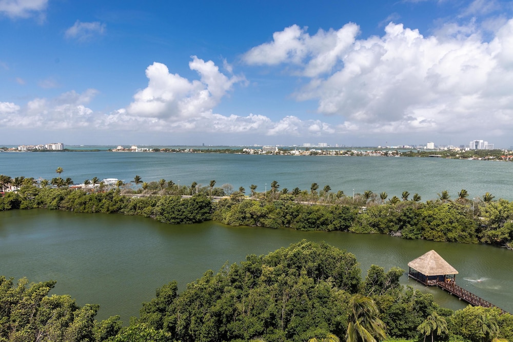 Le Blanc Spa Resort Cancun - Adults Only - All-Inclusive — Attractions in the area in Cancun, Quintana Roo