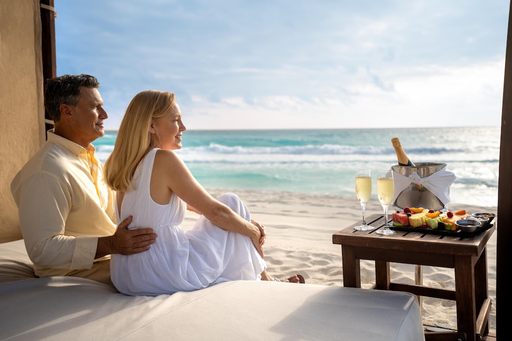 Le Blanc Spa Resort Cancun - Adults Only - All-Inclusive — Beach in Cancun, Quintana Roo