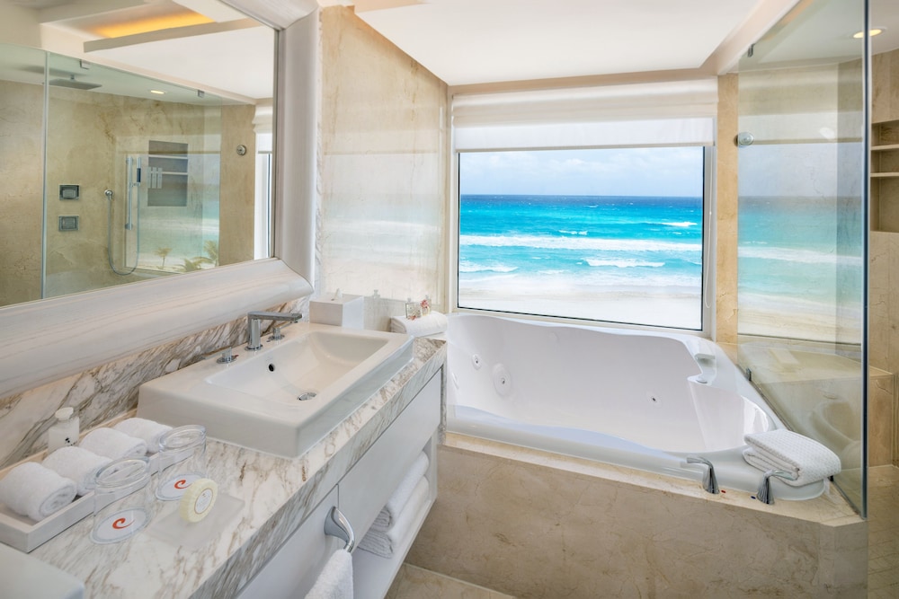 Le Blanc Spa Resort Cancun - Adults Only - All-Inclusive — Hotel rooms in Cancun, Quintana Roo