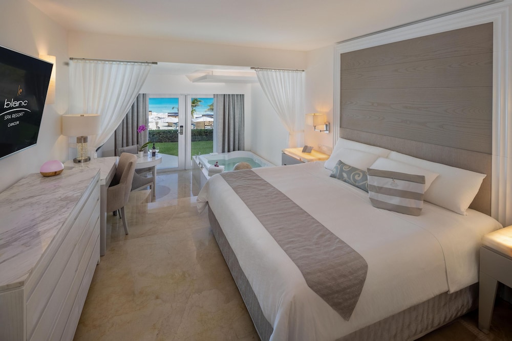 Le Blanc Spa Resort Cancun - Adults Only - All-Inclusive — Hotel rooms in Cancun, Quintana Roo