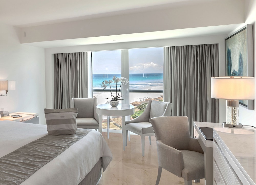 Le Blanc Spa Resort Cancun - Adults Only - All-Inclusive — Hotel rooms in Cancun, Quintana Roo
