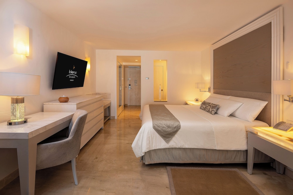 Le Blanc Spa Resort Cancun - Adults Only - All-Inclusive — Hotel rooms in Cancun, Quintana Roo