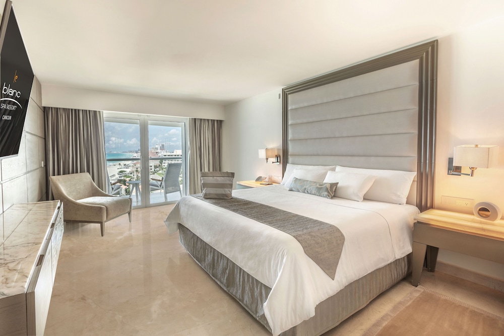 Le Blanc Spa Resort Cancun - Adults Only - All-Inclusive — Hotel rooms in Cancun, Quintana Roo