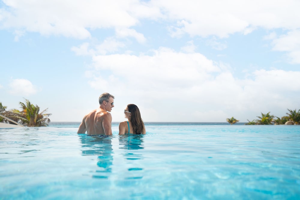 Le Blanc Spa Resort Cancun - Adults Only - All-Inclusive — Swimming pool in Cancun, Quintana Roo