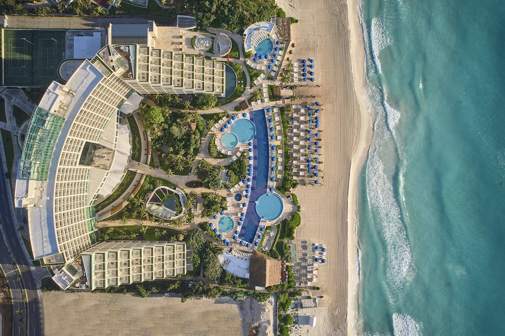 Live Aqua Cancun - Adults Only - All-Inclusive — Beach in Cancun, Quintana Roo