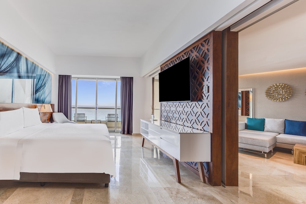 Live Aqua Cancun - Adults Only - All-Inclusive — Hotel rooms in Cancun, Quintana Roo