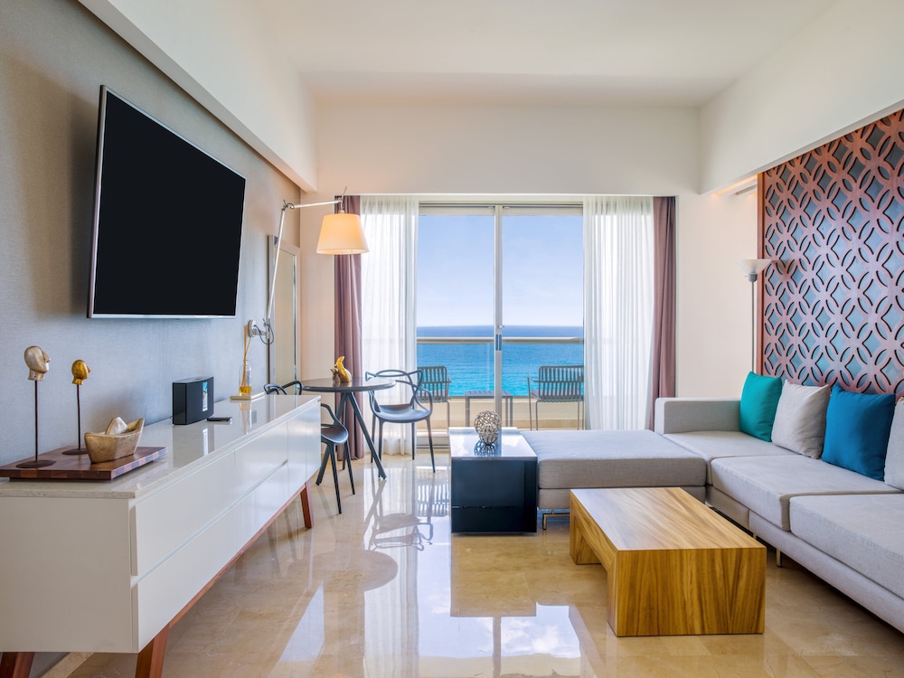 Live Aqua Cancun - Adults Only - All-Inclusive — Hotel rooms in Cancun, Quintana Roo