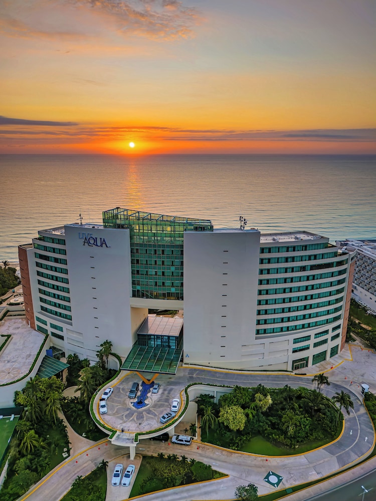 Live Aqua Cancun - Adults Only - All-Inclusive — Hotel building in Cancun, Quintana Roo