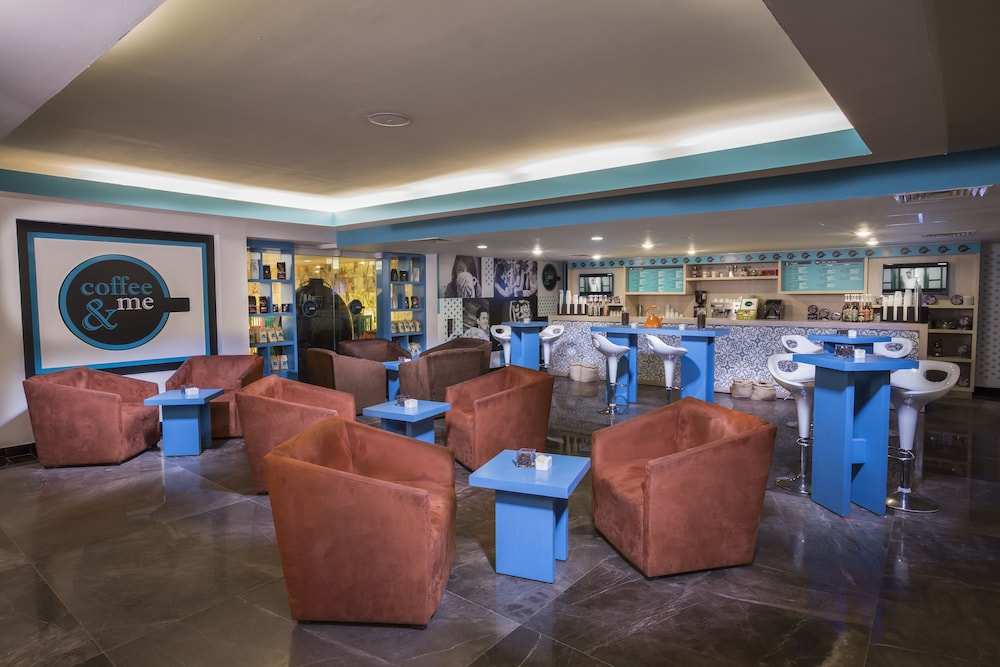 Oasis Palm - All Inclusive — Restaurant & bars in Cancun, Quintana Roo