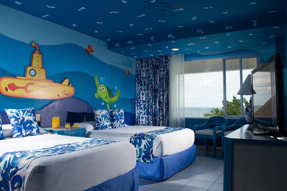 Oasis Palm - All Inclusive — Hotel rooms in Cancun, Quintana Roo