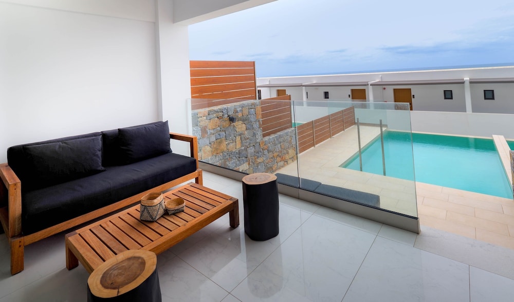 Abaton Island Resort & Spa — Swimming pool in Hersonissos