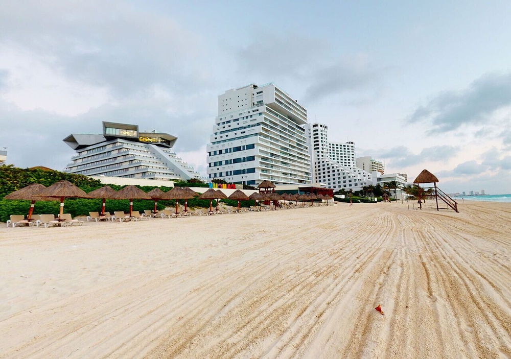 Park Royal Beach Cancun - All Inclusive — Beach in Cancun, Quintana Roo