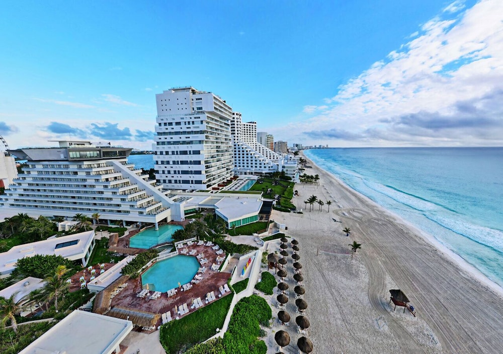 Park Royal Beach Cancun - All Inclusive — Beach in Cancun, Quintana Roo