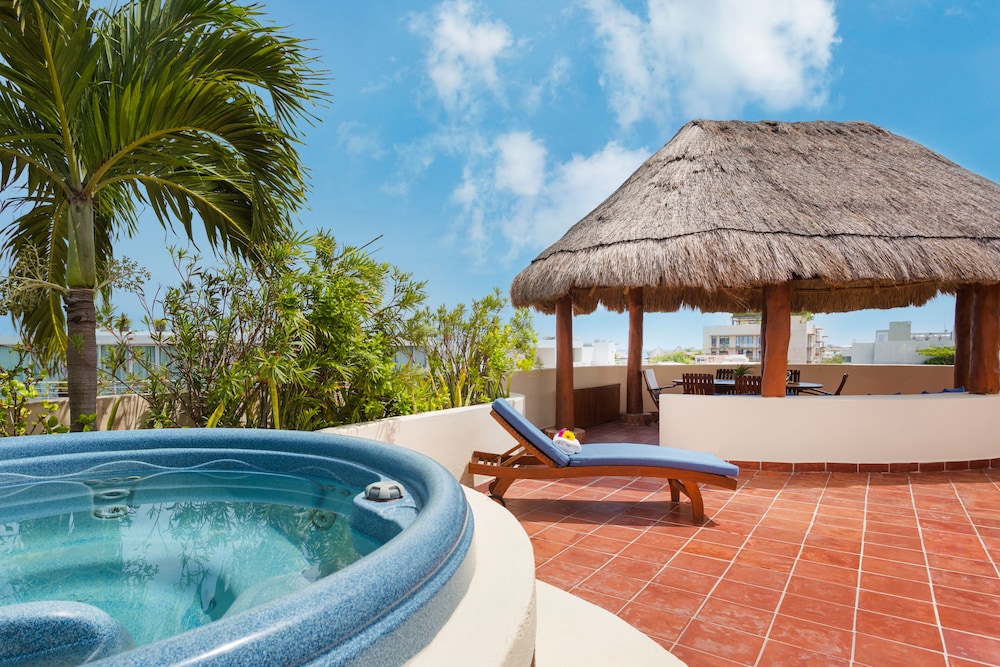 Porto Playa Condo Hotel & Beachclub — Spa in Playa del Carmen, Quintana Roo
