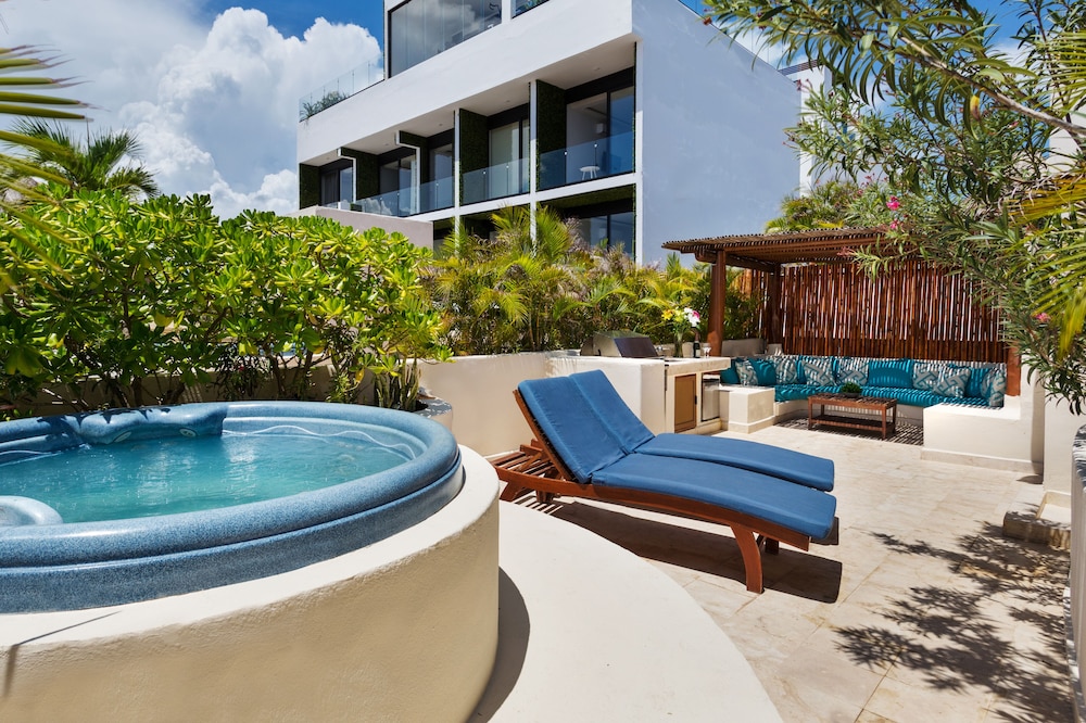 Porto Playa Condo Hotel & Beachclub — Spa in Playa del Carmen, Quintana Roo