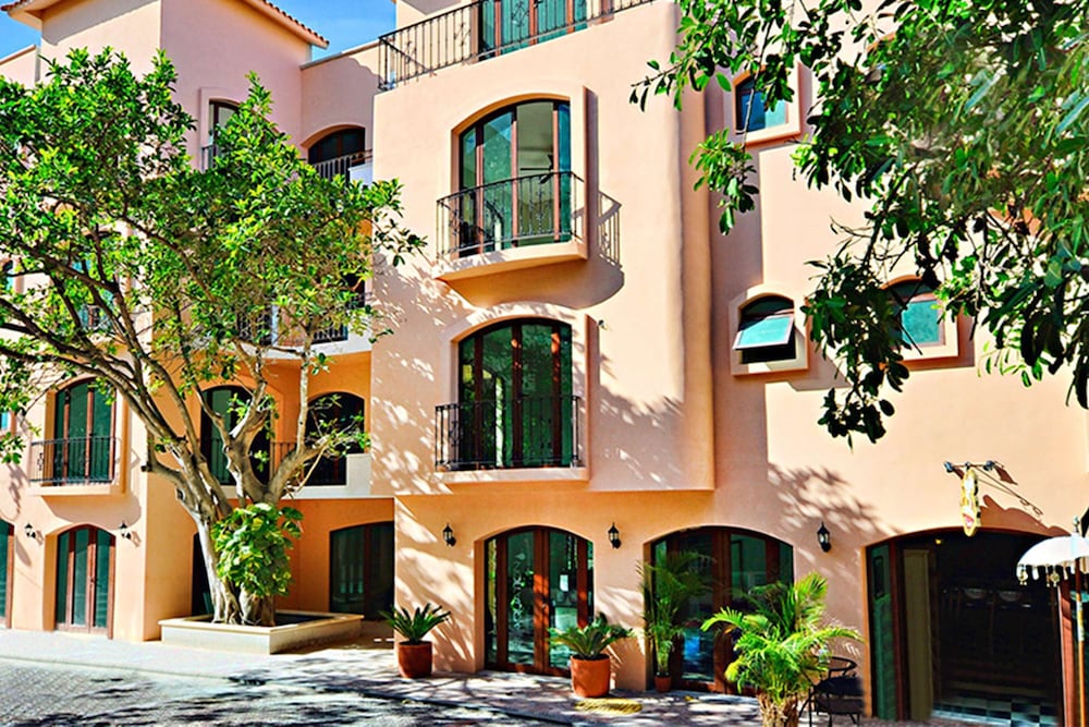 Acanto Playa del Carmen, Trademark Collection by Wyndham — Hotel building in Playa del Carmen, Quintana Roo