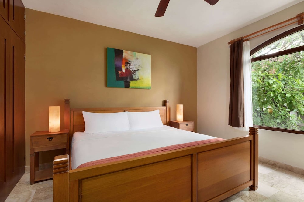Acanto Playa del Carmen, Trademark Collection by Wyndham — Hotel rooms in Playa del Carmen, Quintana Roo
