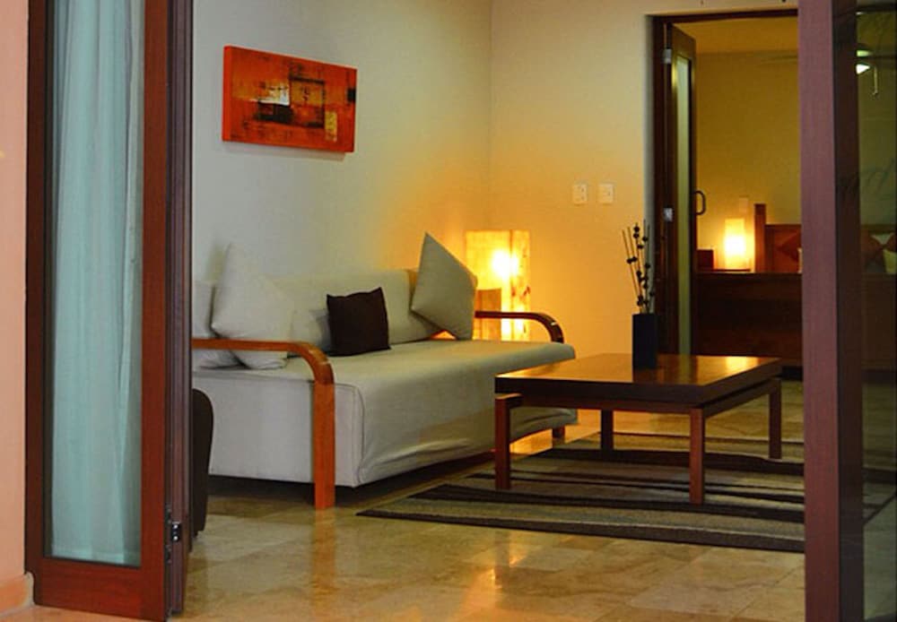 Acanto Playa del Carmen, Trademark Collection by Wyndham — Hotel rooms in Playa del Carmen, Quintana Roo