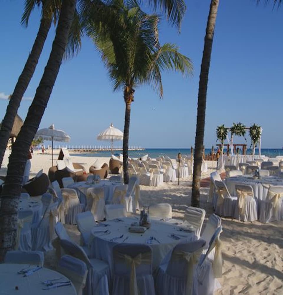 Acanto Playa del Carmen, Trademark Collection by Wyndham — Beach in Playa del Carmen, Quintana Roo