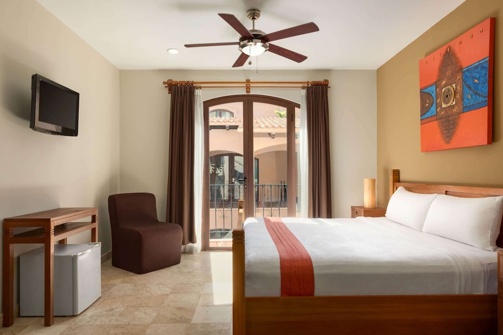 Acanto Playa del Carmen, Trademark Collection by Wyndham — Hotel rooms in Playa del Carmen, Quintana Roo