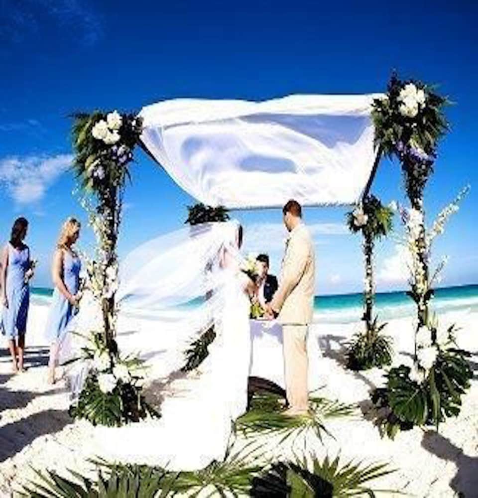 Acanto Playa del Carmen, Trademark Collection by Wyndham — Beach in Playa del Carmen, Quintana Roo