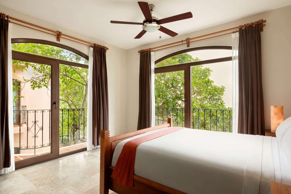 Acanto Playa del Carmen, Trademark Collection by Wyndham — Hotel rooms in Playa del Carmen, Quintana Roo