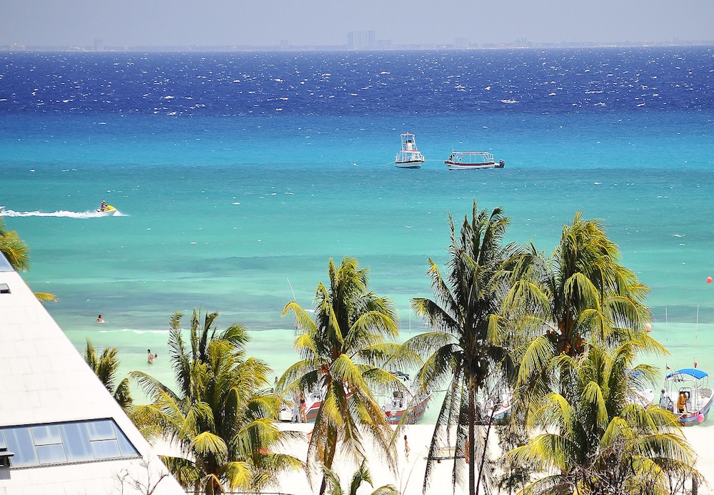 Acanto Playa del Carmen, Trademark Collection by Wyndham — Beach in Playa del Carmen, Quintana Roo