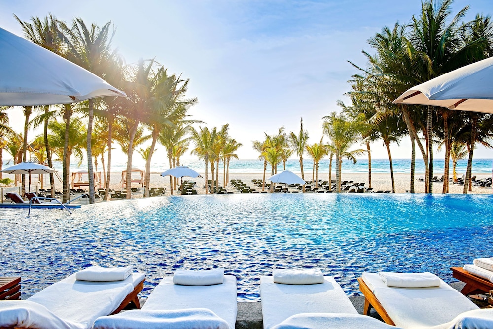 Royal Hideaway Playacar All Inclusive - Adults only — Swimming pool in Playa del Carmen, Quintana Roo