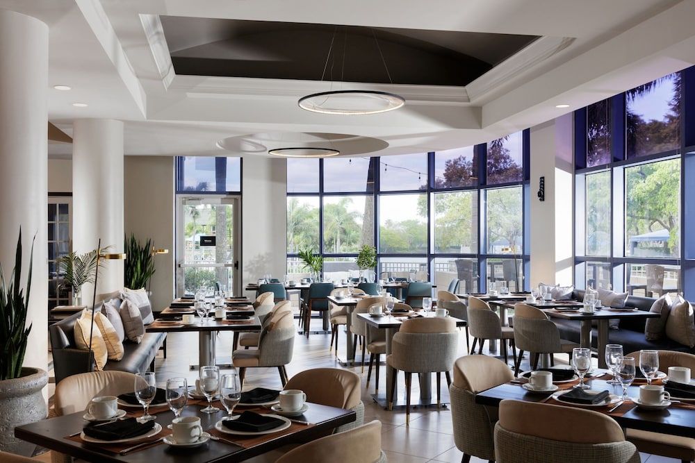 The Westin Fort Lauderdale — Restaurant & bars in Fort Lauderdale, Florida