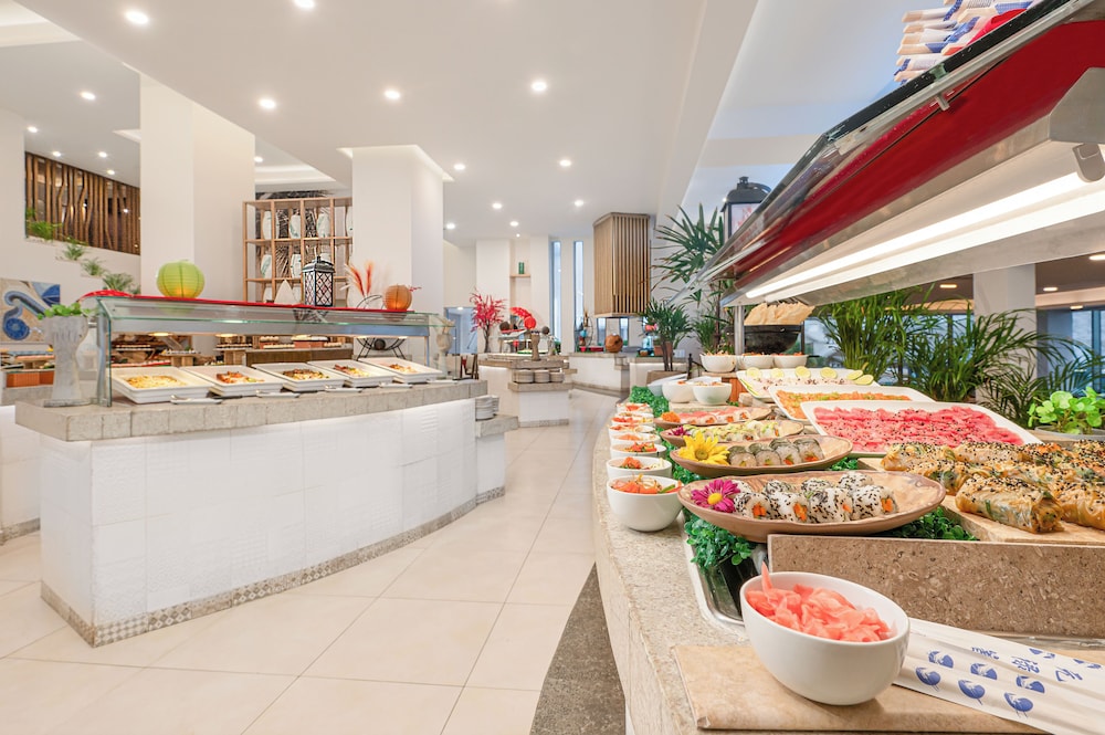 Royal Solaris Cancun - All Inclusive — Restaurant & bars in Cancun, Quintana Roo