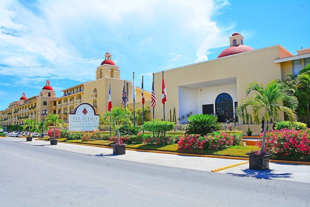 All Ritmo Cancun Resort & Water Park — Hotel building in Cancun, Quintana Roo