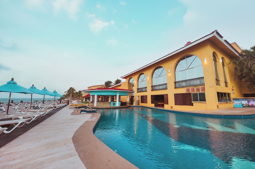 All Ritmo Cancun Resort & Water Park — Swimming pool in Cancun, Quintana Roo