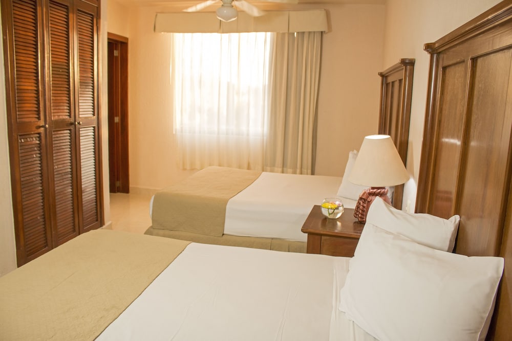 All Ritmo Cancun Resort & Water Park — Hotel rooms in Cancun, Quintana Roo