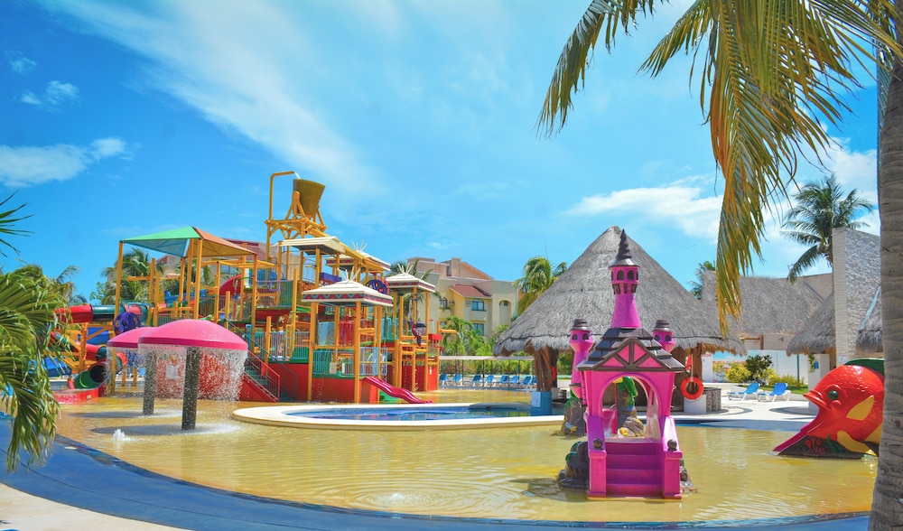 All Ritmo Cancun Resort & Water Park — Attractions for children in Cancun, Quintana Roo