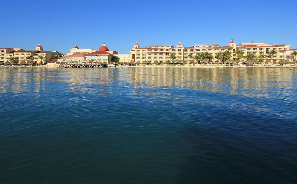 All Ritmo Cancun Resort & Water Park — Hotel building in Cancun, Quintana Roo