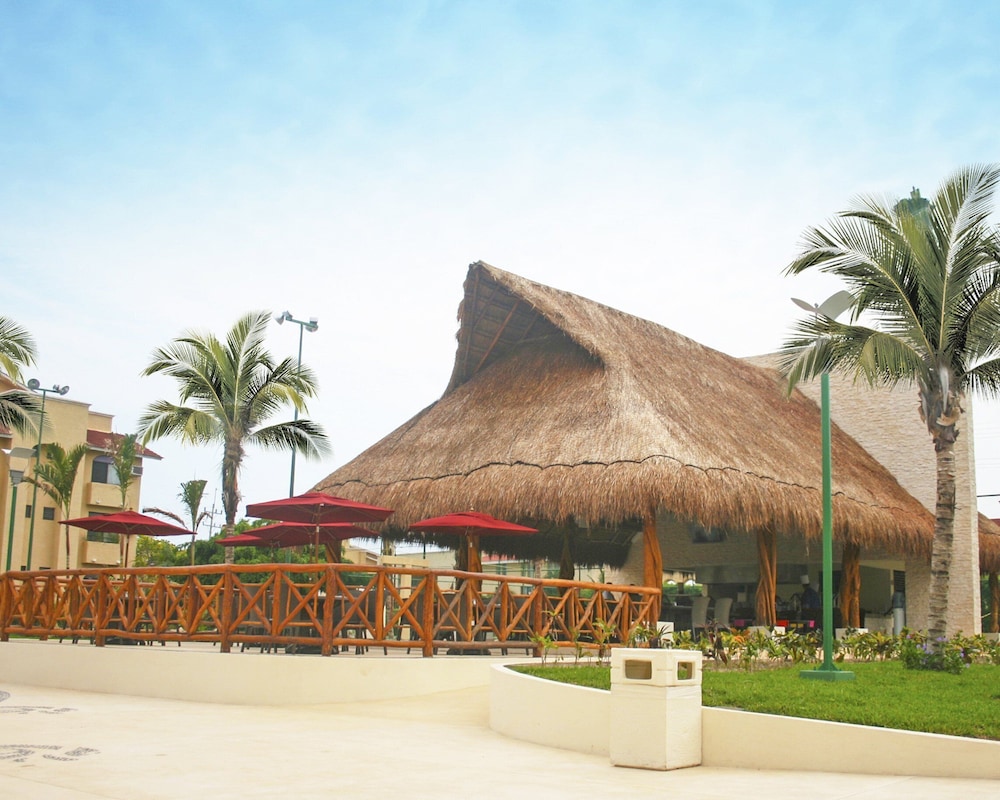 All Ritmo Cancun Resort & Water Park — Restaurant & bars in Cancun, Quintana Roo