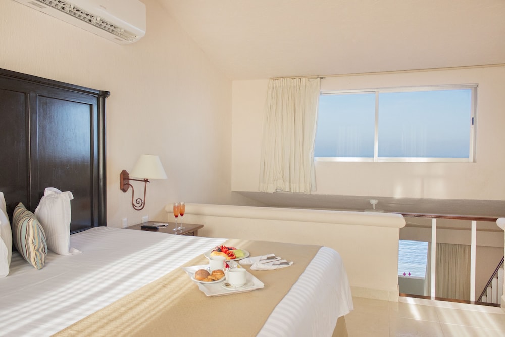 All Ritmo Cancun Resort & Water Park — Hotel rooms in Cancun, Quintana Roo